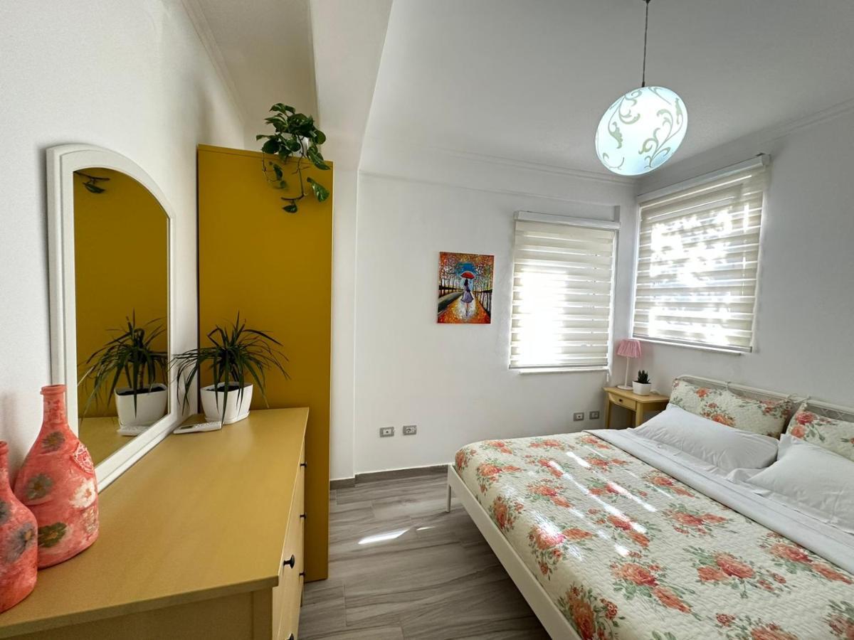 Home Aquamarine & Residence Vlora Kültér fotó