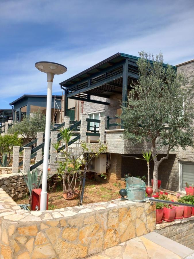 Home Aquamarine & Residence Vlora Kültér fotó