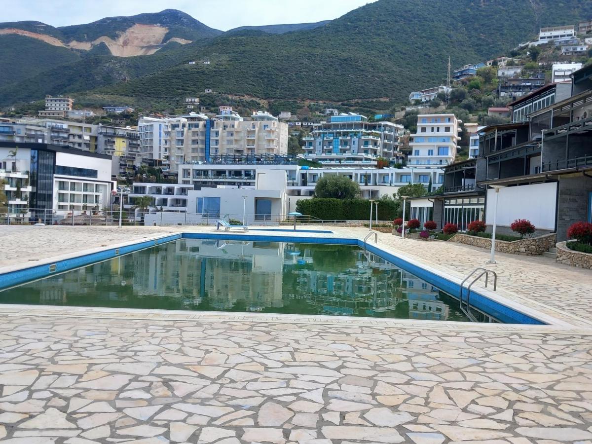 Home Aquamarine & Residence Vlora Kültér fotó